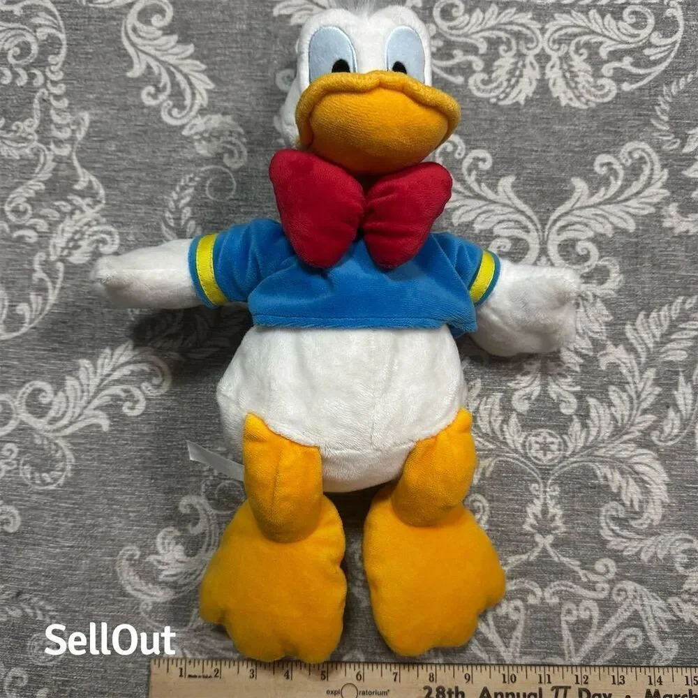 Disney Store Exclusive Donald Duck Plush Toy Medium 14-24 in